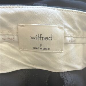 Aritzia effortless black trousers